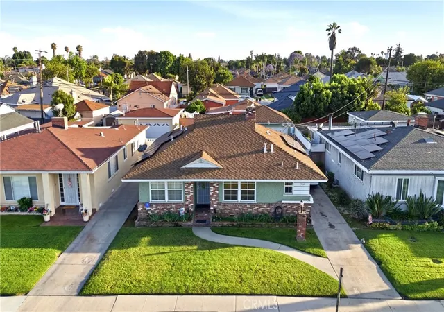 Homes for sale in Lynwood, CA | 3964 Palm, Lynwood, CA 90262 | MLS# IV26084844
