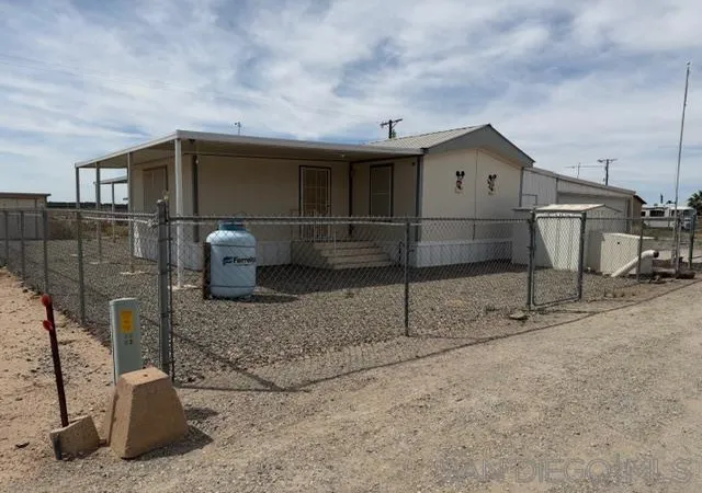 2nd image of 1405 York Road, Imperial, CA 92283 | MLS# 260009348SD