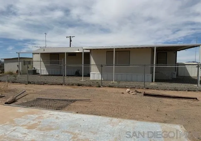 3rd image of 1405 York Road, Imperial, CA 92283 | MLS# 260009348SD