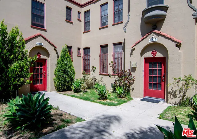 3rd image of 2375 W 12Th St, Los Angeles, CA 90006 | MLS# 26759433