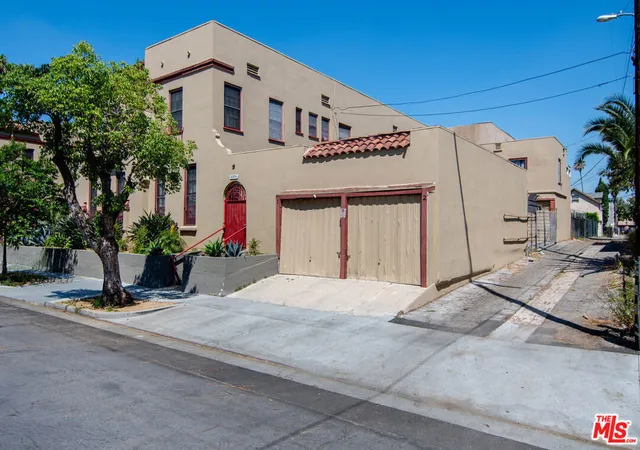5th image of 2375 W 12Th St, Los Angeles, CA 90006 | MLS# 26759433