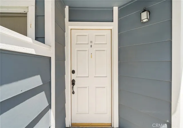 4th image of 4511 Murietta Ave #8, Sherman Oaks, CA 91423 | MLS# SR26080143