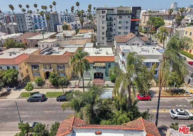 3rd image of 905 S Catalina St, Los Angeles, CA 90006 | MLS# 26701887