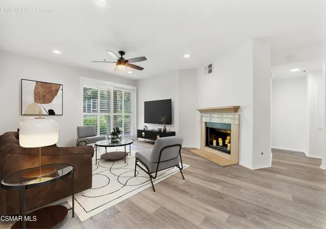 5th image of 653 Oak Run Trl, Oak Park, CA 91377