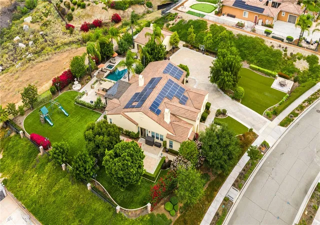 Homes for sale in Riverside, CA | 689 Crystal Mountain, Riverside, CA 92506 | MLS# IV26085065