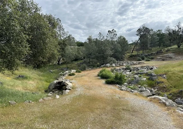 1st image of 0 Oak Grove Ct E, Coarsegold, CA 93614 | MLS# FR26085197