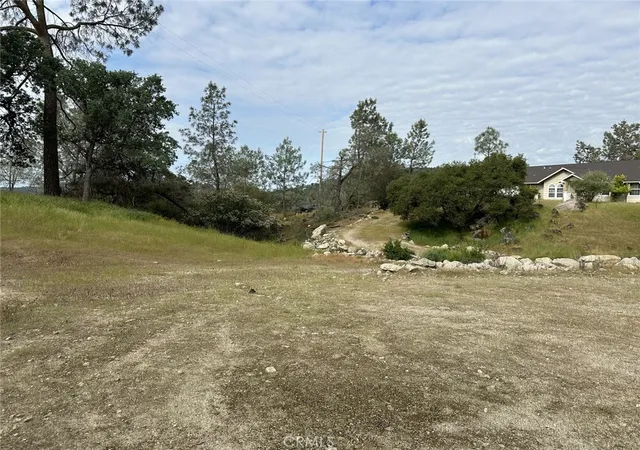 2nd image of 0 Oak Grove Ct E, Coarsegold, CA 93614 | MLS# FR26085197