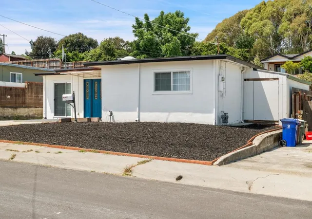 Homes for sale in San Pablo, CA | 380 Montalvin Dr, San Pablo, CA 94806 | MLS# ML82043792