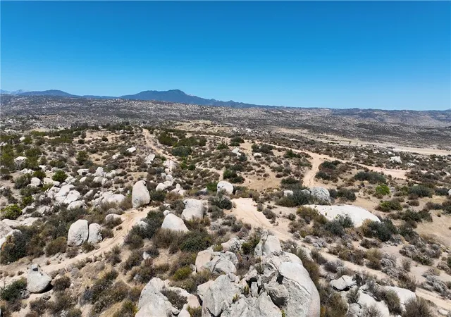 4th image of 11 Sage Rd, Sage, CA 92544 | MLS# SW26081743