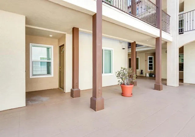 Homes for sale in San Diego, CA | 2828 Famosa Blvd #104, San Diego, CA 92107 | MLS# NDP2603778