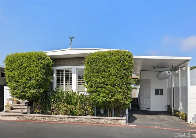 4th image of 264 Mayflower, Newport Beach, CA 92660 | MLS# OC26085191