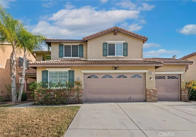 Homes for sale in Lake Elsinore, CA | 45027 Sonia Dr, Lake Elsinore, CA 92532 | MLS# CV26085207
