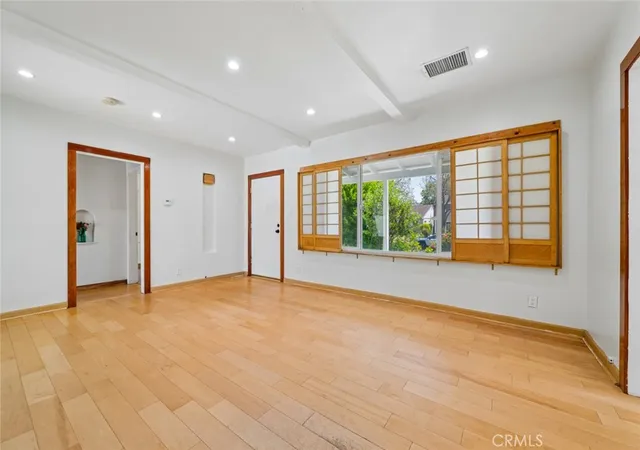 2nd image of 449 W Elm Ave, Burbank, CA 91506 | MLS# BB26085239