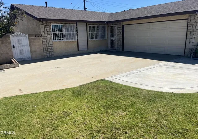 Homes for sale in Oxnard, CA | 2020 San Jose St, Oxnard, CA 93030 | MLS# V1-35909