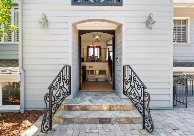 4th image of 226 Stratford Park Cir, Del Mar, CA 92014 | MLS# 260009397SD