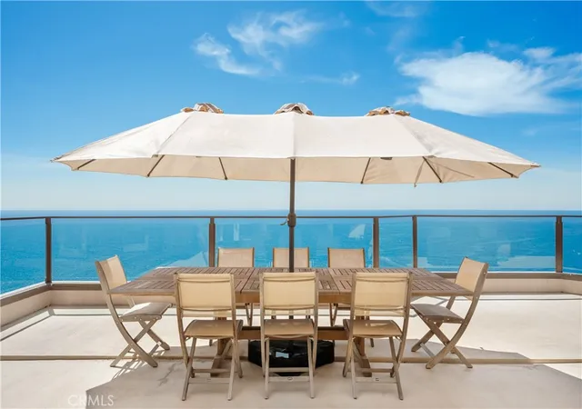 Homes for sale in Laguna Beach, CA | 15 N Vista De Catalina, Laguna Beach, CA 92651 | MLS# LG26083930