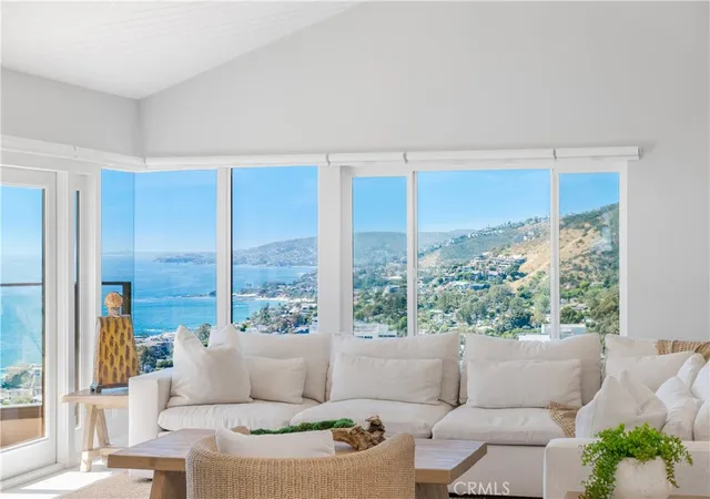 Homes for sale in Laguna Beach, CA | 15 N Vista De Catalina, Laguna Beach, CA 92651 | MLS# LG26083930