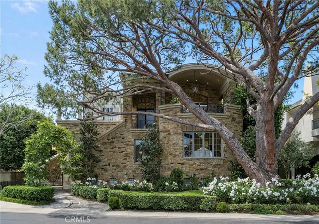1st image of 15 Smithcliffs, Laguna Beach, CA 92651 | MLS# NP26084813