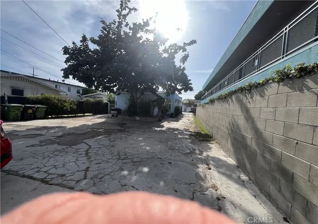 5th image of 6812 S Hoover, Los Angeles, CA 90044 | MLS# IV26085597