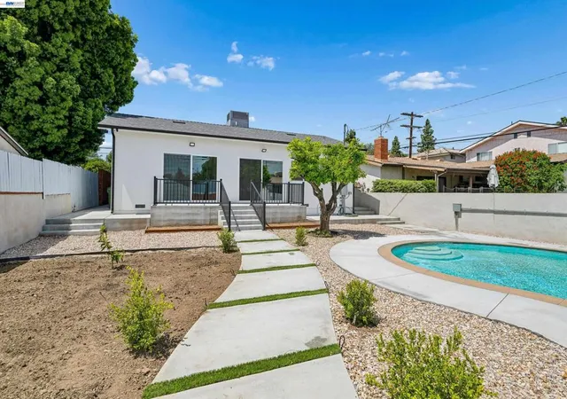4th image of 10664 Louise Ave, Granada Hills, CA 91344 | MLS# 41131685