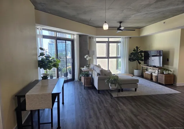 3rd image of 801 Ash St #203, San Diego, CA 92101 | MLS# 260009411SD
