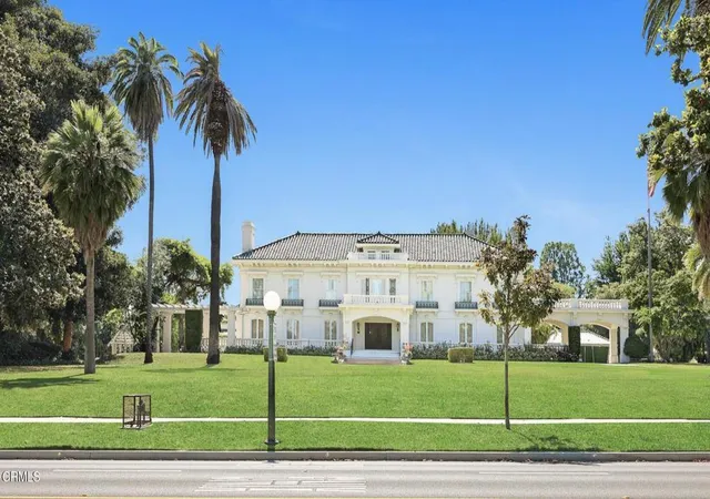 Homes for sale in Pasadena, CA | 380 S Orange Grove Blvd #12, Pasadena, CA 91105 | MLS# P1-26744