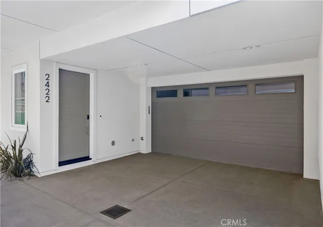 Photo 4 of Townhouse for sale at 2420 Ives Ln #B, Redondo Beach, CA 90278 | MLS# SB26085898 | Listing updated on 2026-10-07