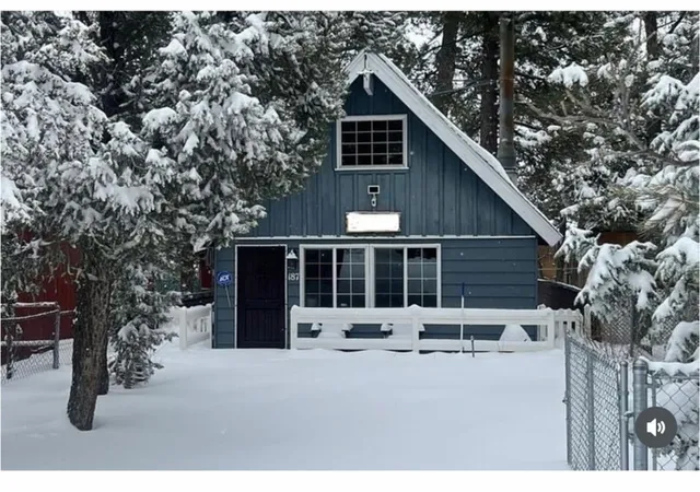 Single family home for sale at 187 Los Angeles Ave, Sugarloaf, CA 92386 | MLS# DW26085846