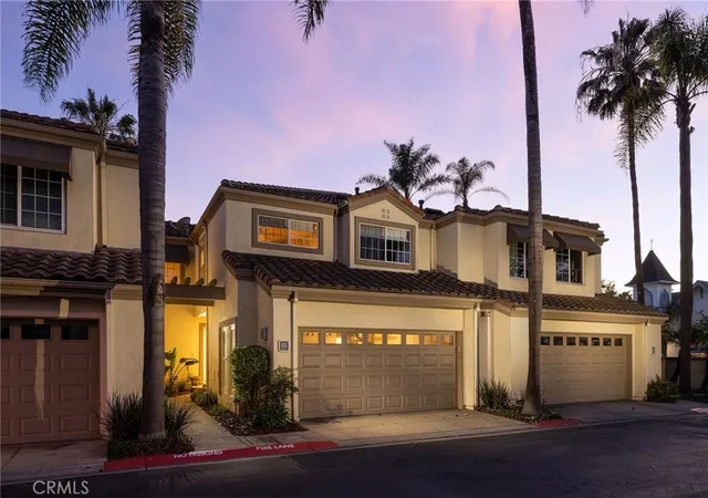 Homes for sale in Huntington Beach, CA | 513 Pierside Cir, Huntington Beach, CA 92648 | MLS# OC26085503