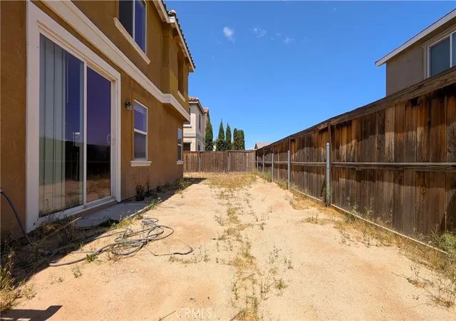 Homes for sale in Oak Hills, CA | 9053 Calico Ct, Oak Hills, CA 92344 | MLS# HD26086151