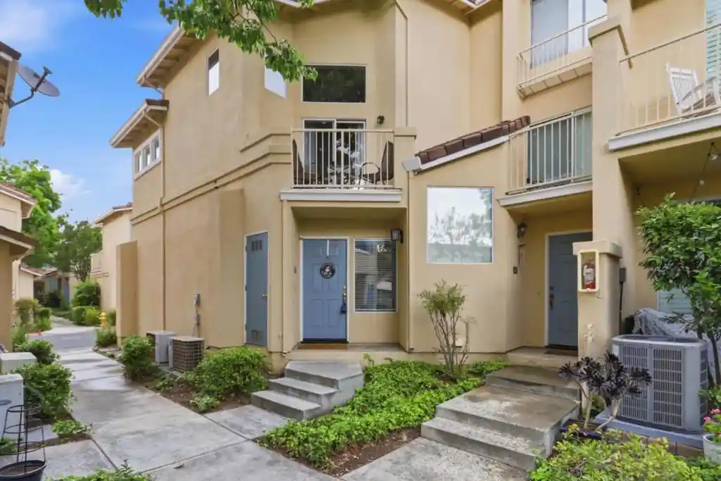 Listing Photo 2 - Condo for sale in 552 Cityscape Pl located at 552 Cityscape Pl, San Jose, CA 95136 - Unit 552 Cityscape Pl