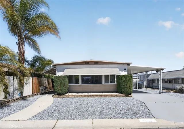 Photo 3 of Sale Pending at 810 San Ramon, Hemet, CA 92543 | MLS# SW26086284 | Listing updated on 2026-09-28