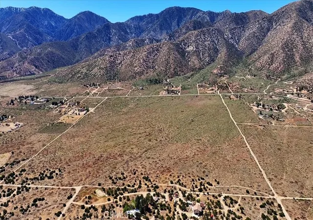 Photo 4 of Land for sale at 121 Juniper Hills, Juniper Hills, CA 93543 | MLS# SR26086488 | Listing updated on 2026-04-28