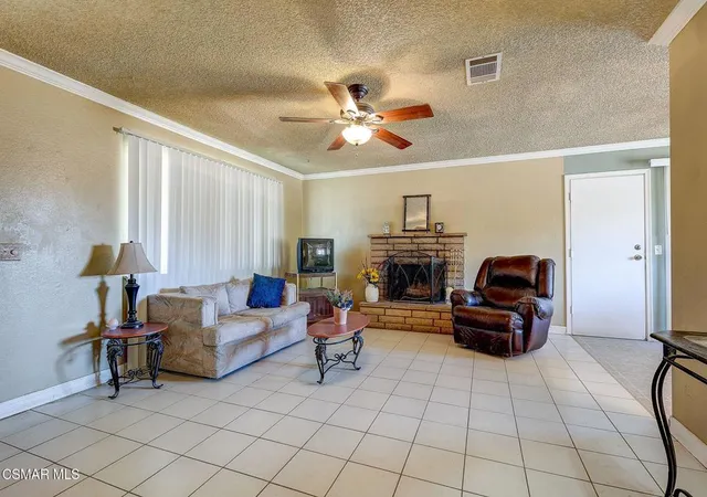 5th image of 15707 Lanfair Ave, Lancaster, CA 93535 | MLS# 226001828