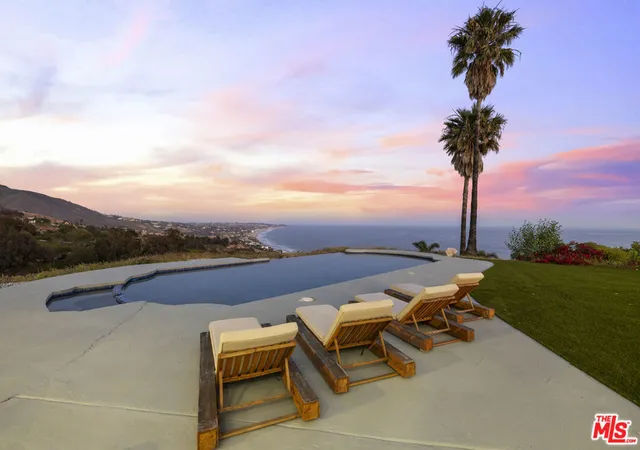 Homes for sale in Malibu, CA | 31505 Pacific Coast Hwy, Malibu, CA 90265 | MLS# 26706753