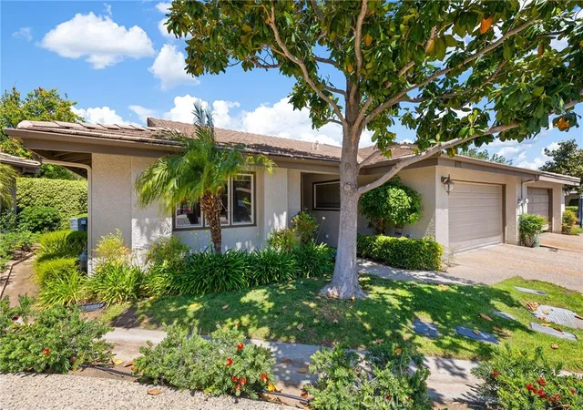 Homes for sale in Murrieta, CA | 38335 Oaktree, Murrieta, CA 92562 | MLS# SW26086562