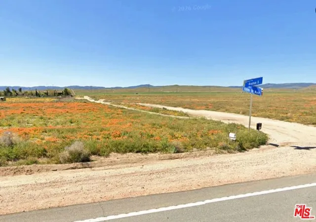 4th image of 13230 W Avenue D-8 Avenue, Antelope Acres, CA 93536 | MLS# 26774789