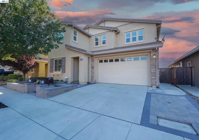 Homes for sale in Tracy, CA | 2417 Stalsburg Dr, Tracy, CA 95376 | MLS# 41131817
