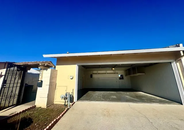 Homes for sale in Salinas, CA | 607 Calaveras Dr, Salinas, CA 93906 | MLS# ML82043972
