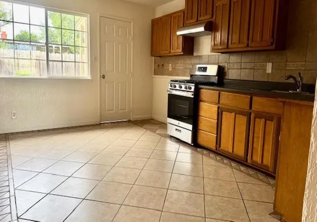 Homes for sale in Salinas, CA | 607 Calaveras Dr, Salinas, CA 93906 | MLS# ML82043972