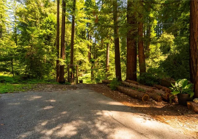 Homes for sale in Boulder Creek, CA | 414 Hiawatha Rd, Boulder Creek, CA 95006 | MLS# ML82043697
