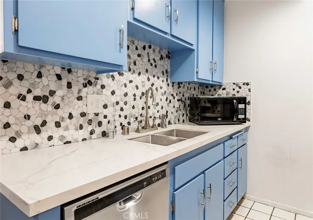 Photo 3 of Condo for sale at 3565 Linden #208, Long Beach, CA 90807 | MLS# PW26086850 | Listing updated on 2026-09-09