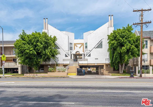 1st image of 13915 Sherman Wy, Van Nuys, CA 91405 | MLS# 26776423