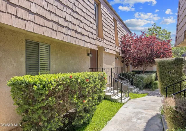 Homes for sale in Agoura Hills, CA | 27509 Endeavor St, Agoura Hills, CA 91301 | MLS# 226001837