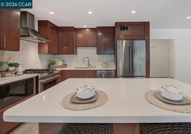Homes for sale in Walnut Creek, CA | 1345 Singingwood Ct #8, Walnut Creek, CA 94595 | MLS# 41131871