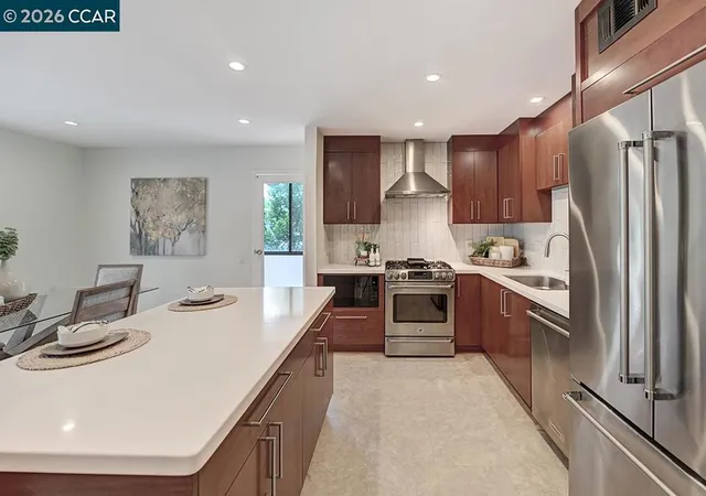 Homes for sale in Walnut Creek, CA | 1345 Singingwood Ct #8, Walnut Creek, CA 94595 | MLS# 41131871