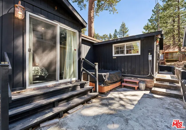 16th image of 565 Lakewood Ln, Big Bear Lake, CA 92315 | MLS# 26674561