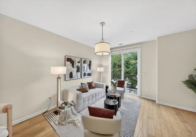 3rd image of 650 Almaden Walk Loop, San Jose, CA 95125 | MLS# ML82044020