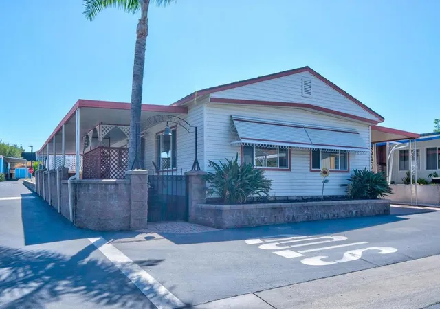 35th image of 1351 Pepper Dr #35, El Cajon, CA 92021 | MLS# PTP2602997