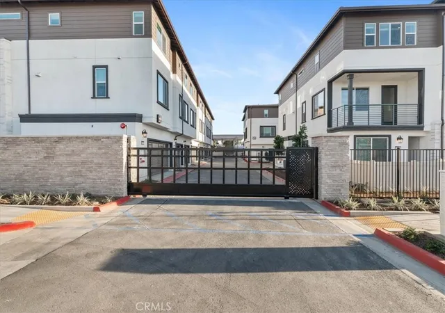 Homes for sale in Riverside, CA | 9532 Hannah Wy, Riverside, CA 92503 | MLS# CV26087058